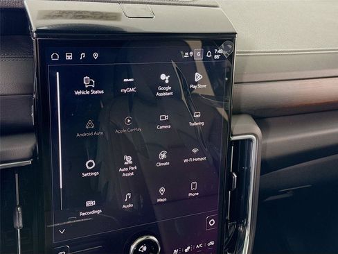 New 2026 GMC Yukon XL Denali w/ Denali Reserve Package AWD/4WD image 9