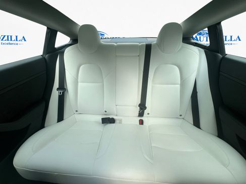 Used 2021 Tesla Model 3 Standard Range Plus image 10