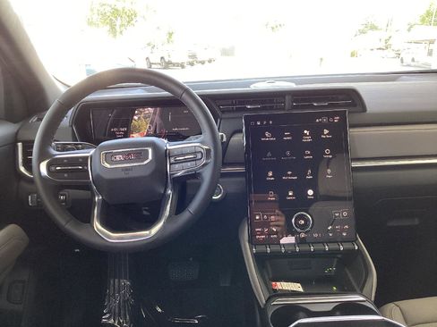 Used 2026 GMC Terrain Elevation w/ Elevation Premium Package AWD/4WD image 18