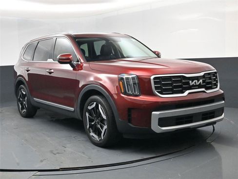 Used 2024 Kia Telluride S w/ S Sunroof Package image 22