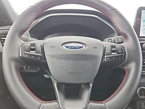 Used 2025 Ford Escape ST-Line AWD/4WD image 19