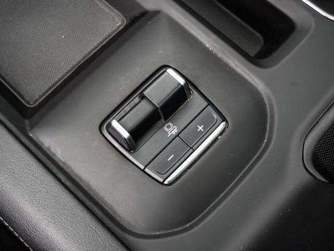 Used 2024 GMC Sierra 3500 Denali AWD/4WD image 24