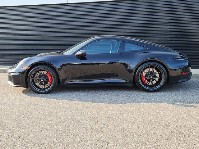 Certified 2025 Porsche 911 Carrera GTS RWD image 2