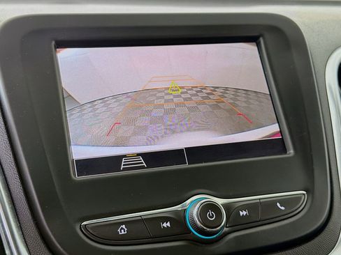 Used 2024 Chevrolet Equinox LT image 17