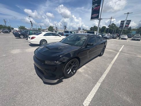 Used 2022 Dodge Charger SXT w/ Blacktop Package RWD image 20