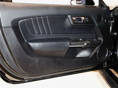 Used 2019 Ford Mustang Premium RWD image 37