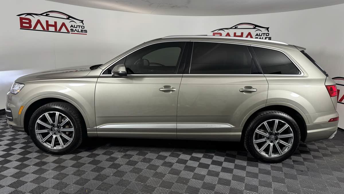 Used 2017 Audi Q7 3.0T Premium Plus AWD/4WD image 4