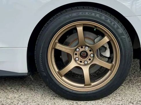 Used 2015 Ford Mustang Premium RWD image 21