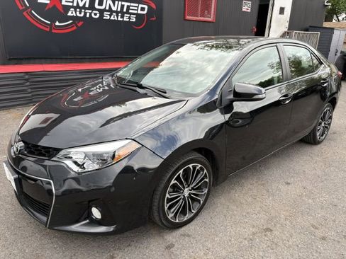 Used 2015 Toyota Corolla S FWD image 2