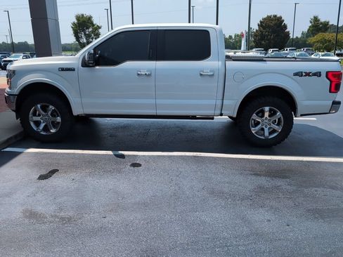 Used 2020 Ford F150 Lariat w/ Equipment Group 502A Luxury AWD/4WD image 2