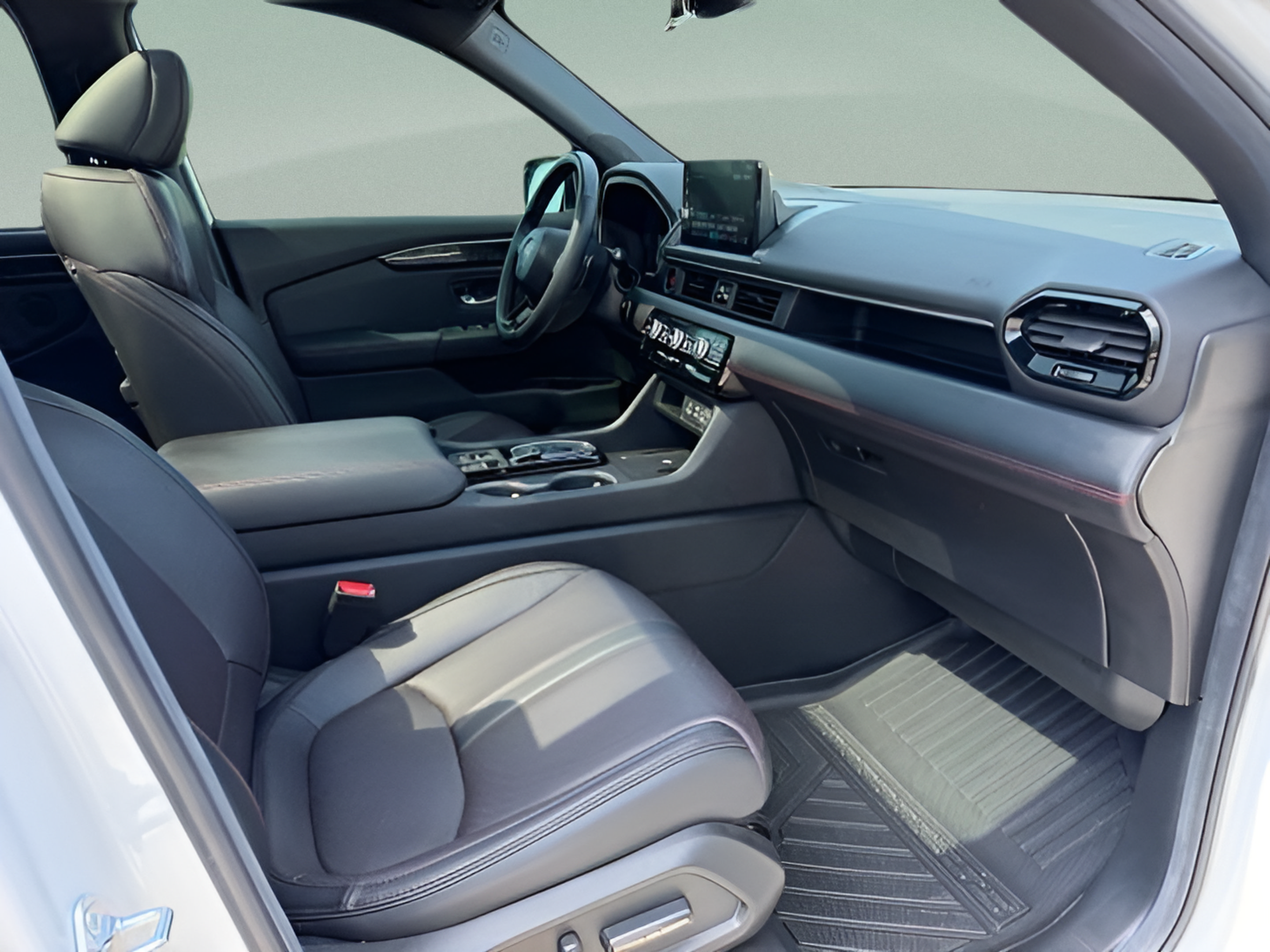 Certified 2025 Honda Pilot Black Edition image 30