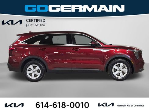 Certified 2025 Kia Sorento LX FWD image 8
