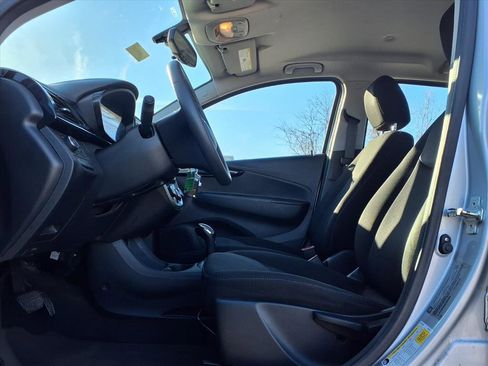 Used 2016 Chevrolet Spark LT FWD image 25