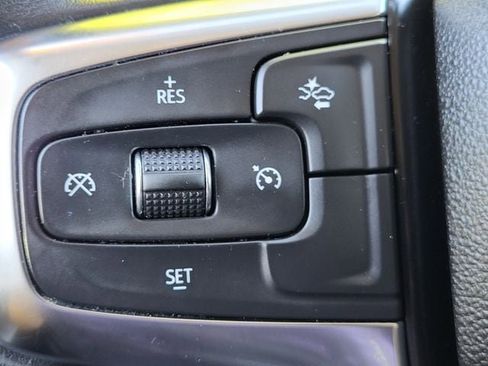 Used 2022 Chevrolet Blazer LT w/ Sound & Technology Package image 11