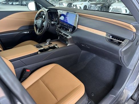 Certified 2025 Lexus RX 350 Premium w/ Convenience Package FWD image 26