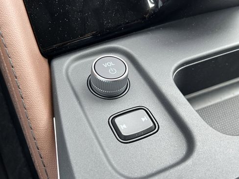 New 2026 Acura MDX SH-AWD w/ Advance Package image 15