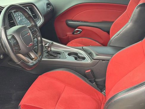 Used 2020 Dodge Challenger R/T Scat Pack RWD image 13
