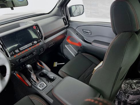 New 2026 Nissan Frontier PRO-4X w/ Pro-4x Convenience Package image 19