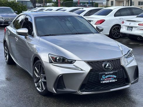 Used 2017 Lexus IS 200t F Sport w/ F Sport Package RWD image 18