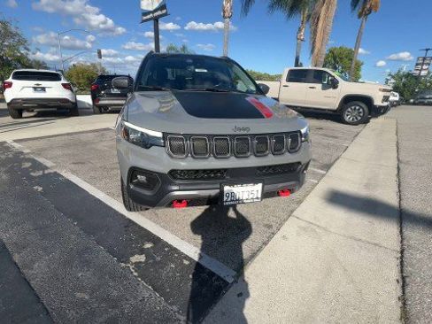 Used 2022 Jeep Compass Trailhawk w/ Trailhawk Elite Group image 3