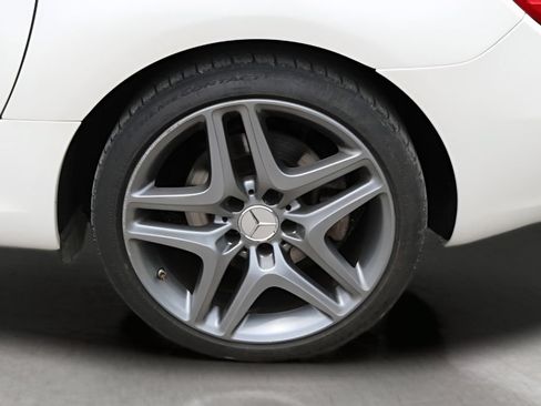 Used 2014 Mercedes-Benz SLK 250 image 9