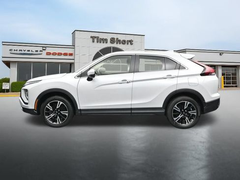 Used 2025 Mitsubishi Eclipse Cross SE AWD/4WD image 2