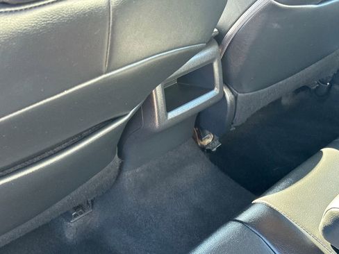 Used 2021 Toyota Camry SE image 35