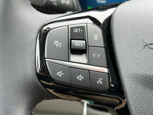 New 2024 Ford Escape SE w/ PHEV Premium Package image 20