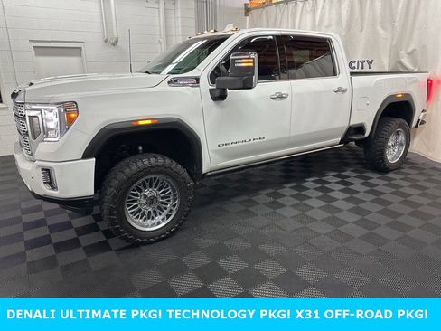 Used 2022 GMC Sierra 2500 Denali w/ Denali Ultimate Package image 1