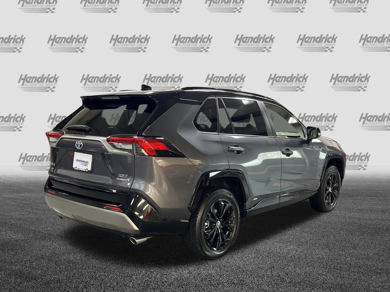 Used 2023 Toyota RAV4 XSE AWD/4WD image 10