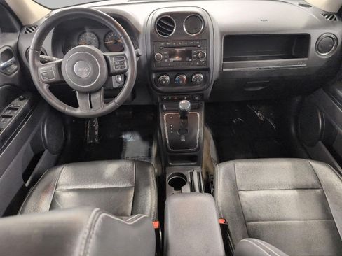 Used 2016 Jeep Patriot High Altitude AWD/4WD image 6