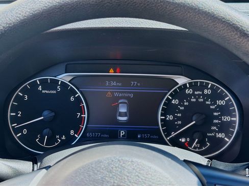 Used 2023 Nissan Altima 2.5 SV FWD image 8