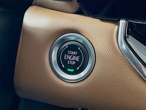 Used 2023 GMC Canyon AT4 w/ AT4 Premium Package image 15