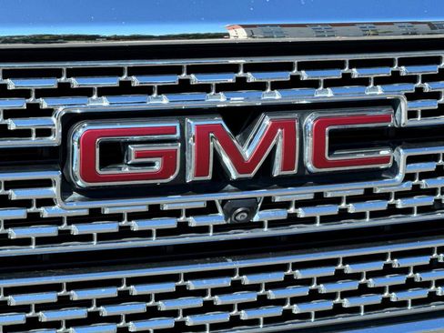 Certified 2021 GMC Sierra 2500 Denali w/ Denali Ultimate Package image 34