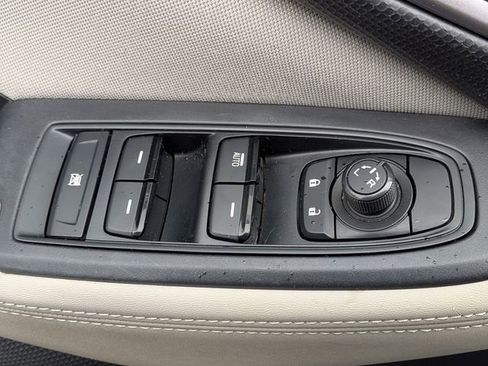 Used 2022 Subaru Forester Base image 11