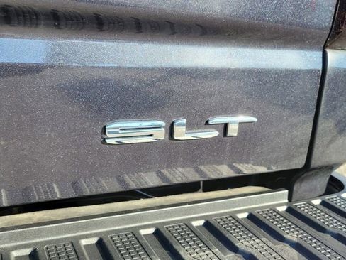 Certified 2025 GMC Sierra 1500 SLT image 8