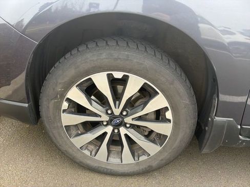 Used 2016 Subaru Outback 2.5i Limited image 20