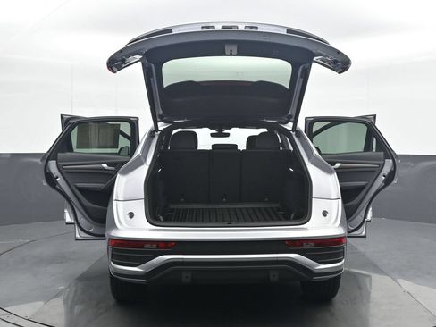 Used 2023 Audi Q5 2.0T Premium Plus w/ Premium Plus Package AWD/4WD image 35