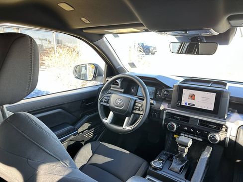 Used 2024 Toyota Tacoma SR5 AWD/4WD image 27