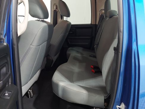 Used 2018 RAM 1500 Express AWD/4WD image 11