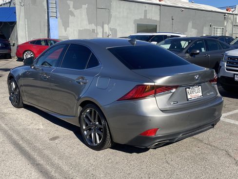 Used 2018 Lexus IS 300 image 7