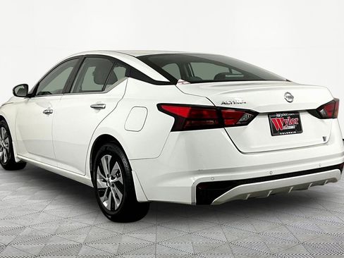 Certified 2022 Nissan Altima 2.5 S w/ Driver Assist Package FWD image 4