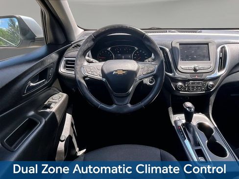 Used 2021 Chevrolet Equinox LT AWD/4WD image 11