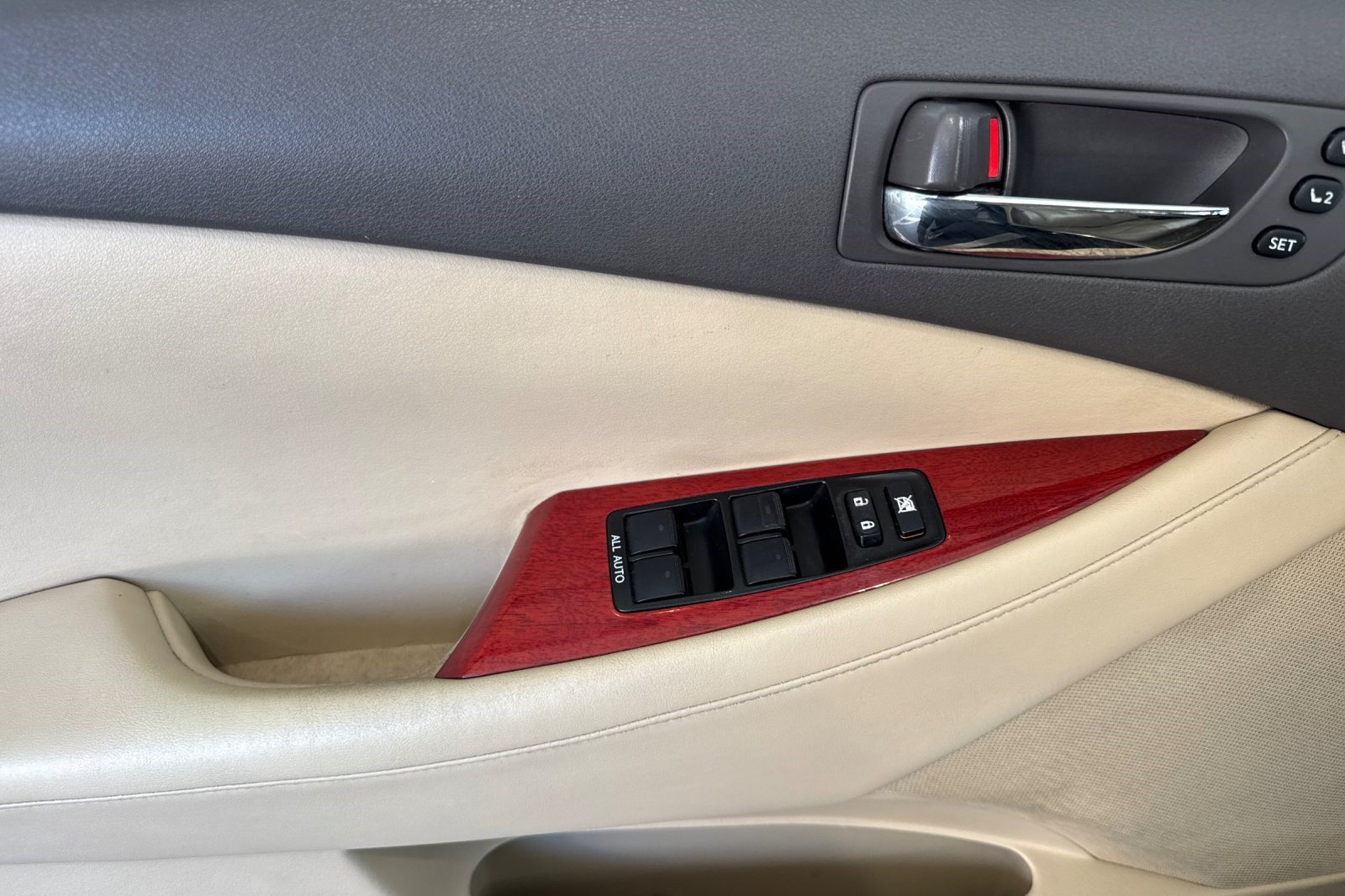 Used 2009 Lexus ES 350 w/ Premium Pkg Plus FWD image 12