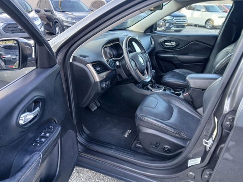 Used 2015 Jeep Cherokee Limited FWD image 9