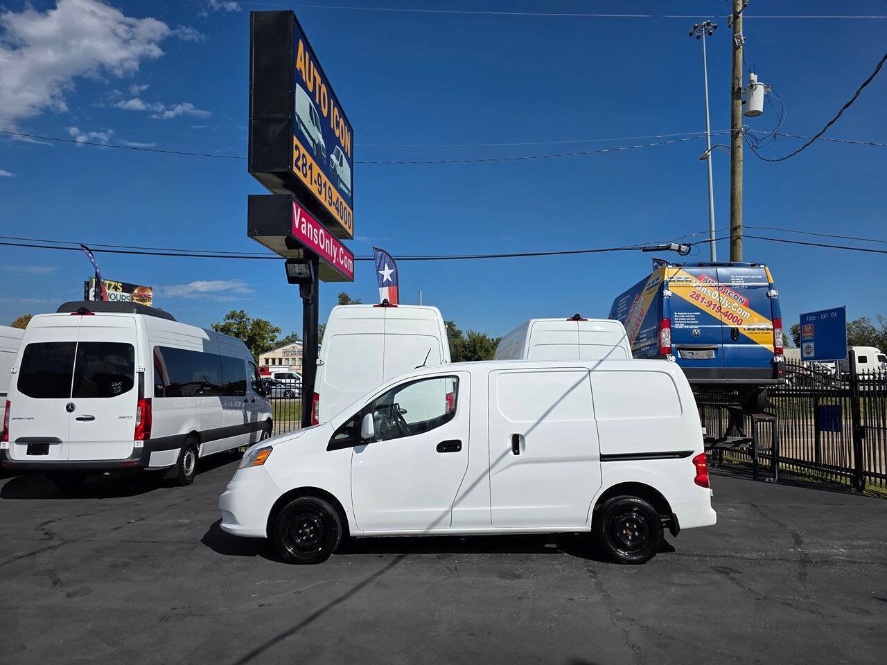 Used 2020 Nissan NV200 SV FWD image 4