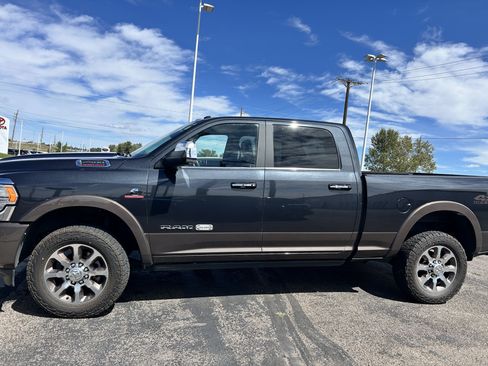Used 2021 RAM 2500 Limited AWD/4WD image 3
