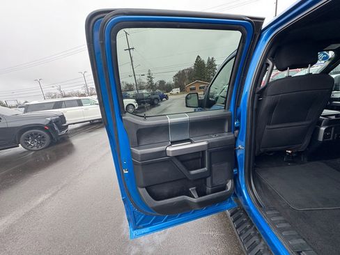 Used 2019 Ford F150 XLT w/ Equipment Group 302A Luxury AWD/4WD image 36