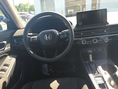 Used 2023 Honda Civic LX image 14