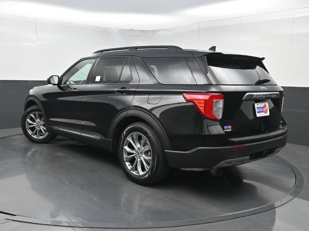 Used 2020 Ford Explorer XLT w/ Equipment Group 202A RWD image 21